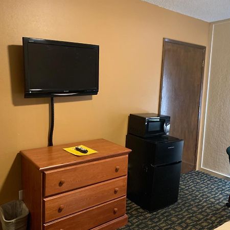 Townhouse Inn & Suites Klamath Falls Exterior photo